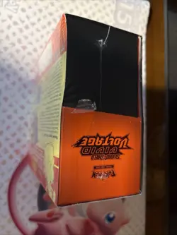 Pokemon Vivid Voltage Elite Trainer Box SEALED ETB Tear In Shrink Wrap! 820650807688 - Image 1