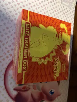 Pokemon Vivid Voltage Elite Trainer Box SEALED ETB Tear In Shrink Wrap! 820650807688 - Image 2