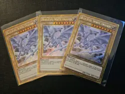 3x Blue-Eyes White Dragon Gold Secret Rare Playset MVP1-ENGV4 YuGiOh! NM - Image 1