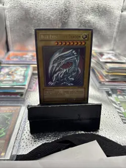 Yugioh! Card TCG Blue-Eyes White Dragon SDK-001 Ultra Rare Unlimited Edition MP - Image 1