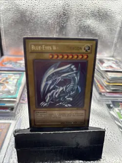 Yugioh! Card TCG Blue-Eyes White Dragon SDK-001 Ultra Rare Unlimited Edition MP - Image 2