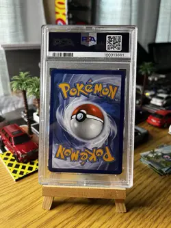 Pokemon Magikarp TCG Scarlet & Violet Paldea Evolved Holo Card 203/193 PSA 8 - Image 2