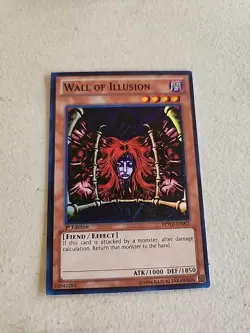 Wall of Illusion BPW2-EN002 Battle Pack 2: War of the Giants Round 2 1st Ed Y341 - Image 1