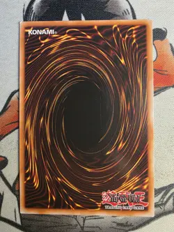 Blue-Eyes White Dragon MVP1-ENSV4 Yugioh Ultra Rare Limited Edition NM Card - Image 2