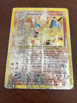 Charizard 4/102 - Holo - Base Set Unlimited - Pokemon - DAMAGED - Image 1