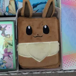 Pokemon Scarlet & Violet Prismatic Evolutions Deck Box Eevee, Playmat & Sleeves - Image 4