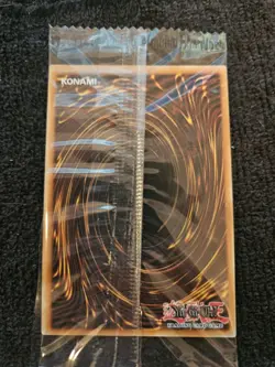 Yu-Gi-Oh! TCG Number 39: Utopia 25th Anniversary Tin: Dueling Heroes TN23-EN013 - Image 2