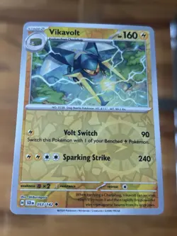 Vikavolt 053/142 Sv07: Stellar Crown Reverse Holo Pokemon Card Buy 2 Get 1 Free - Image 1