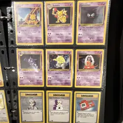 Pokemon Base Set Wizards of the Coast French 1999 Pikachu Bulbizarre Magmar Lot - Image 5