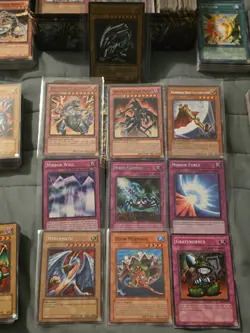 Yu-Gi-Oh Cards Lot Collection-805 Cards| 200+ 1st Editions | Blue-Eyes - Image 4