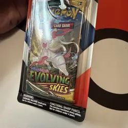🔥 Pokemon TCG: Evolving Skies/Chilling Reign 2-Pack Latias Pin Blister 🔥 - Image 3