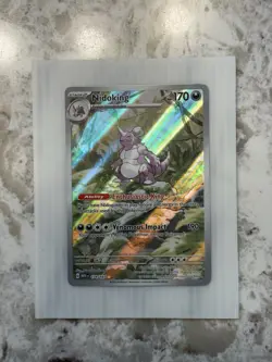 Pokemon Nidoking 174/165 Scarlet & Violet 151 Illustration Rare Holo 170 HP - Image 1