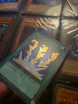 Lightning Vortex - DR3-EN160 - Super Rare Dark Revelation 3 Yugioh - Image 2