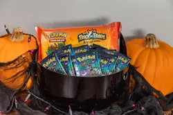 Pokemon 2024 Halloween Trick or Trade Booster Bundle 35 Pack, 105 Card Count. - Image 2