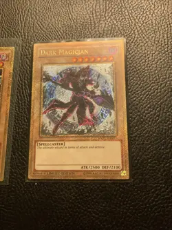 yugioh! Dark Magician MVP1-ENGV3 NM Limited Edition ( Gold Secret rare / ult ) - Image 3