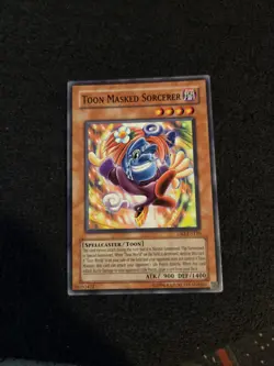 Toon Masked Sorcerer - DB2-EN120 - Common - Unlimited - Image 1