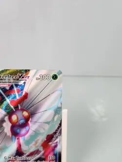 Butterfree VMAX 002/189 Ultra Rare Darkness Ablaze Pokemon - Image 3