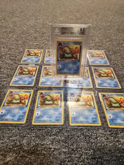 13 Card Lot 1999 Pokemon Omanyte 52/62 1st Edition Fossil BGS 9.5 With 12 Base - Image 1