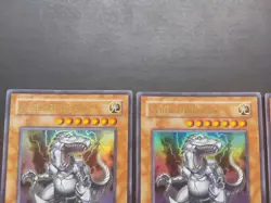 Yugioh - Cyber Dinosaur JUMP-EN024 Ultra Rare Limited Edition - Image 2