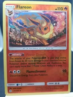 Flareon 25/236 Cosmic Eclipse Reverse Holo Sun and Moon Pokemon Hard To Find - Image 1