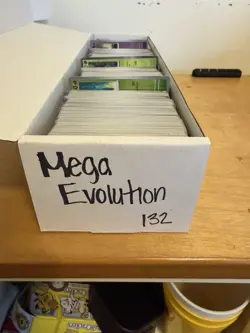 Pokemon MEG Era MEG Holo, non holo, common cards ONLY bulk lot 400 cards - Image 1