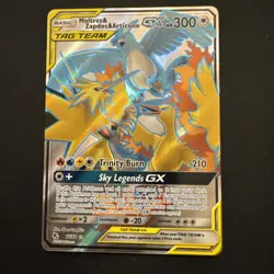 Pokemon TCG Moltres & Zapdos & Articuno Hidden Fates 66/68 Full Art - Image 1