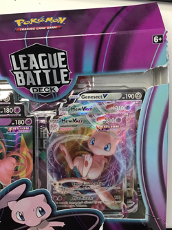 Pokemon TCG Mew VMAX League Battle Deck Boxed - Image 2