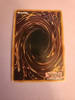 Yugioh Dark Magician Girl DPYG-EN008 (Super Rare) 1st Edition N/M - Image 2