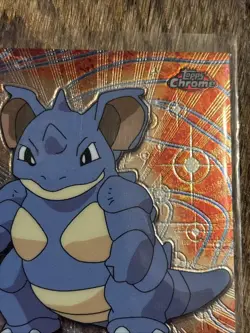Pokemon Card Nidoqueen #31 Topps Chrome Holo Very Clean And Grade-able - Image 3