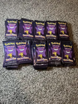 200 Pack Pokemon TCG Trick or Trade Booster Packs 2022 Halloween Card Lot Bundle - Image 1