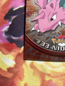 2000 Pokemon Topps Chrome Series 1 - #33 NIDORINO - Chrome Foil Holo RARE (MINT) - Image 5