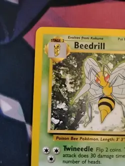 Pokemon TCG Beedrill Card 17/102 Rare Unlimited Base Set - Image 2