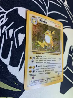 (Unlimited) Pokemon RAICHU Card BASE Set 14/102 Holo 085 💎NM 💎 Spanish - Image 3