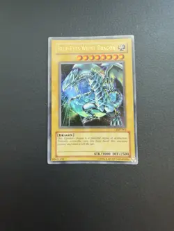 Yugioh Card Blue-Eyes White Dragon Ultra Rare JMP-001 Shonen Jump YU-GI-OH! - Image 1