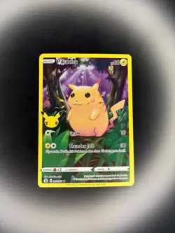 Pikachu 005/025 Holo Rare Celebrations Pokemon Near Mint - Image 1