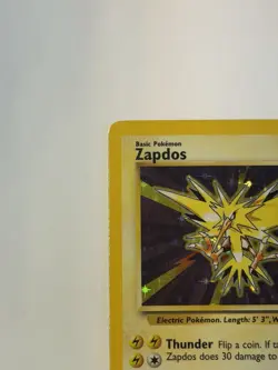Pokemon TCG Zapdos Holo Rare Base Set 16/102 WOTC Vintage 1999 - Image 2