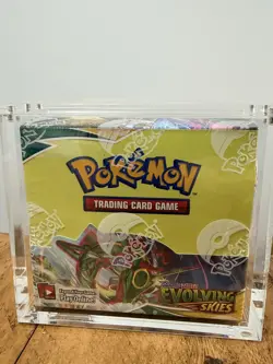 Pokemon TCG: Evolving Skies Booster Box (36 packs) New/ Sealed - Image 1