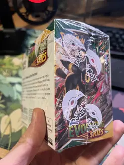 Pokemon TCG Evolving Skies Booster Box - New Sealed + Acrylic Case (36 Packs) - Image 4