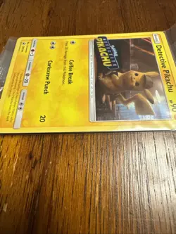 SM190 Detective Pikachu Sealed Stamped Holo (Pokemon 2019 Black Star Promo Movie - Image 3