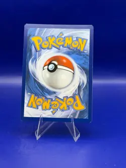 Pikachu NM 005/025 - Holo Rare Celebrations 25th Anniversary - Pokemon - Image 2