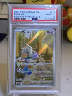 2024 Pokemon SVP EN Mimikyu Paldean Fates PC ETB #075 psa 10 - Image 2