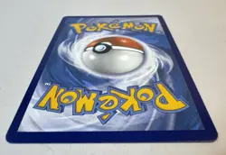 Pokemon TCG Sylveon VMAX 211/203 Evolving Skies Rainbow Secret Rare - Image 3