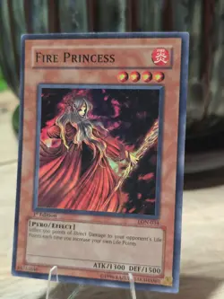 1st Edition Holo ☄ YuGiOh FIRE PRINCESS Super Rare ** LON-034 ** NM/VLP - Image 1
