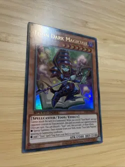 Yugioh! NM Toon Dark Magician - STP3-EN004 - Ultra Rare - Image 2