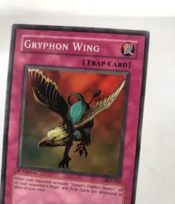 Yugioh Gryphon Wing SDP-050 Super Rare Holo 1st Edition Trap Card - Image 4