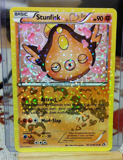 Pokemon Stunfisk RC12/RC25, Radiant Collection Legendary Treasures, HOLO, NM - Image 1