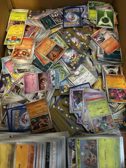 Pokemon Card Bundle 1000 Common/Uncommon Cards Job Lot Bulk - Modern Pokemon - Image 1