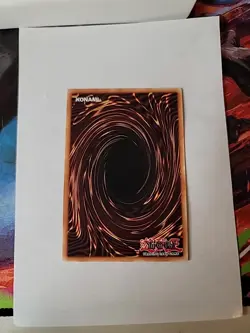 Yugioh Blue-Eyes Ultimate Dragon LDS2-EN018 Green Ultra Rare 1st Edition NM - Image 3