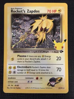 2021 POKEMON CELEBRATIONS CLASSIC COLLECTION ROCEKT'S ZAPDOS 15/132 HOLO RARE - Image 1