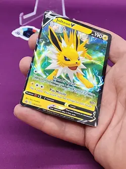 Pokemon TCG Misprint Jolteon V Miscut Off Center Eveelution Promo *CCGHouse* RC - Image 4